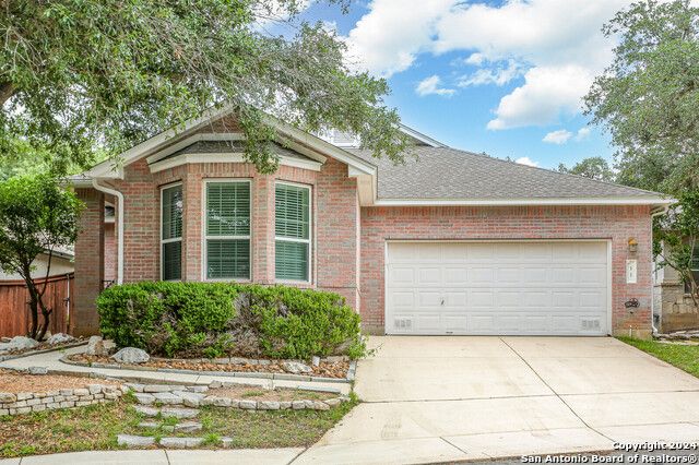 11 AMBER FOREST, Hollywood Park, TX 78232
