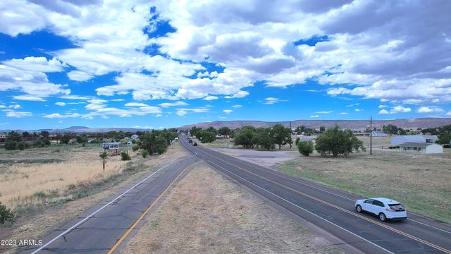 1 W  Old Highway 66, Seligman, AZ 86337