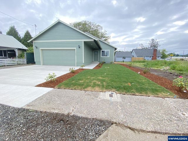 1325 19th Ave, Sweet Home, OR 97386