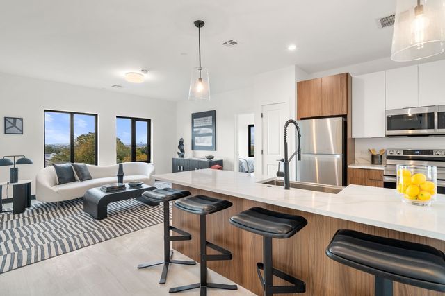 600 Broadway #413, Everett, MA 02149