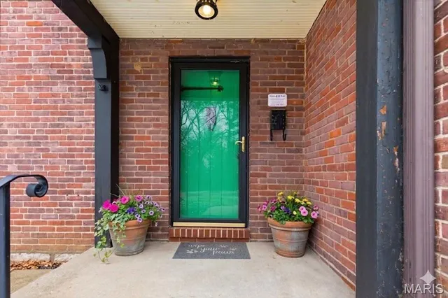 72 Bellerive Acres, Saint Louis, MO 63121