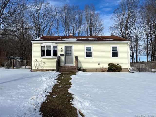 40 Cook St, Winsted, CT 06098