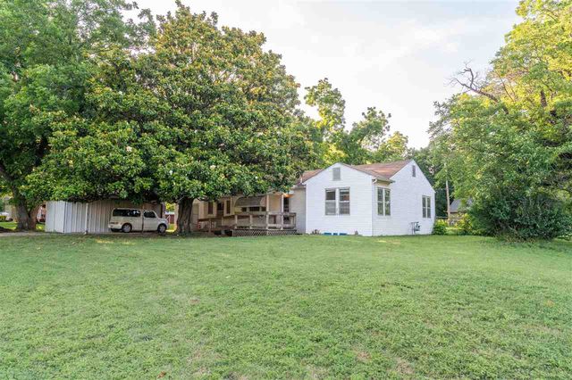 323 E  Knipe Ave, Perkins, OK 74059