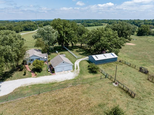 162 East Us Highway 160, Greenfield, MO 65661