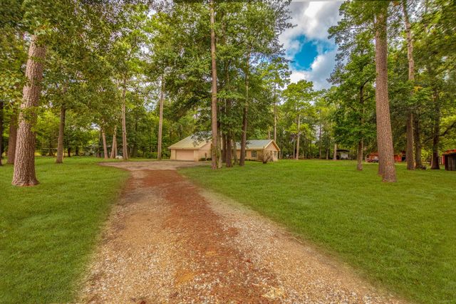 242 County Road 2198, Cleveland, TX 77327