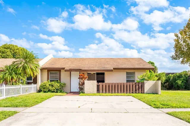 3115 Yorych Ln, Orlando, FL 32822