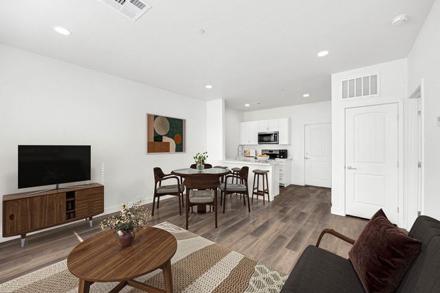 12600 N  113th Ave #272, Youngtown, AZ 85363