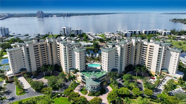 3414 Hancock Bridge Pkwy #303, North Fort Myers, FL 33903