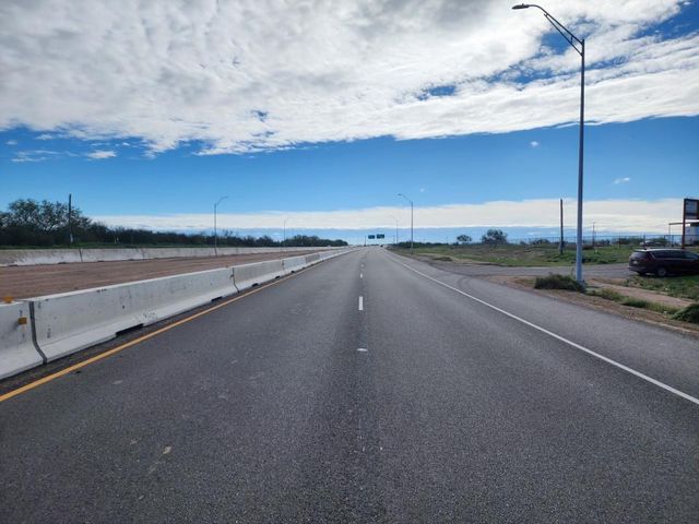 E  Expressway 83, Sullivan City, TX 78595