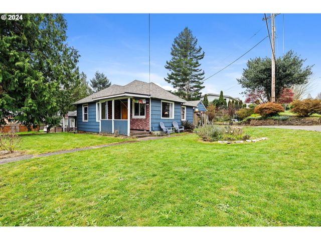 1805 4th St, Astoria, OR 97103
