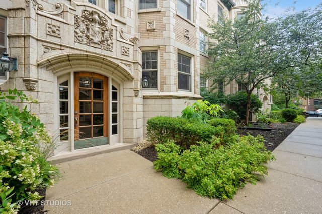 546 W  Brompton Ave #3N, Chicago, IL 60657