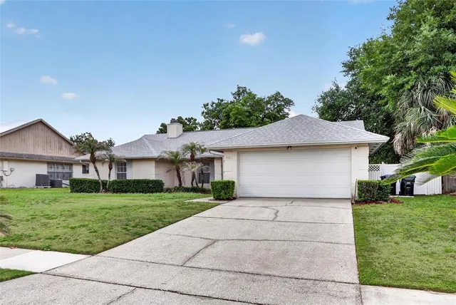 7636 Dundas Dr, Orlando, FL 32818