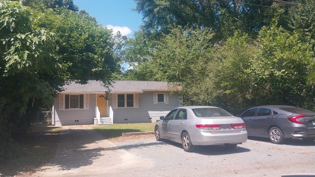 1614 Sharkey St, Tallahassee, FL 32304
