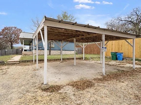 1302 S  Quinlan Park Rd #B, Austin, TX 78732