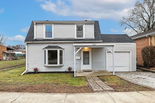 2821 W  102nd St, Evergreen Park, IL 60805