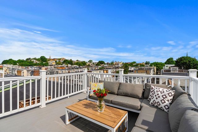 515 E  8th St #3, South Boston, MA 02127