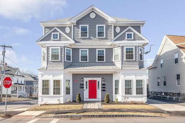 127 Marblehead St #C, North Andover, MA 01845
