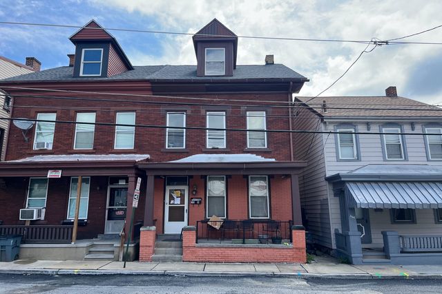 358 N  4th St, Lebanon, PA 17046