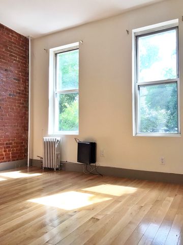 407 Himrod St #2R, Brooklyn, NY 11237