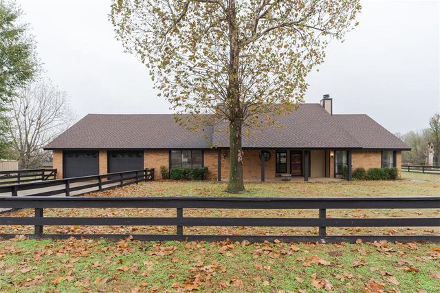 3818 N  Country Club Rd, Newcastle, OK 73065