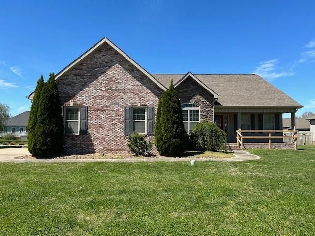 767 Gainesway Dr, Madisonville, KY 42431
