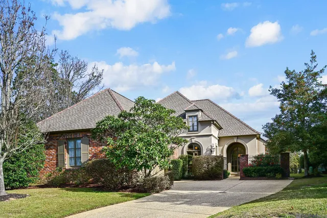 19423 Cape Hart Ct, Baton Rouge, LA 70809