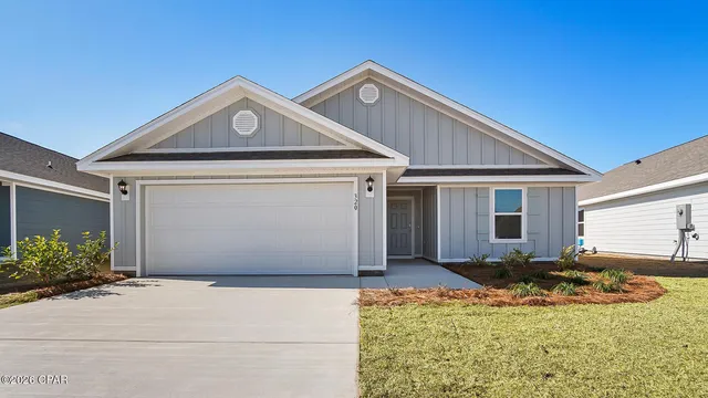 2405 Windbrook St, Chipley, FL 32428