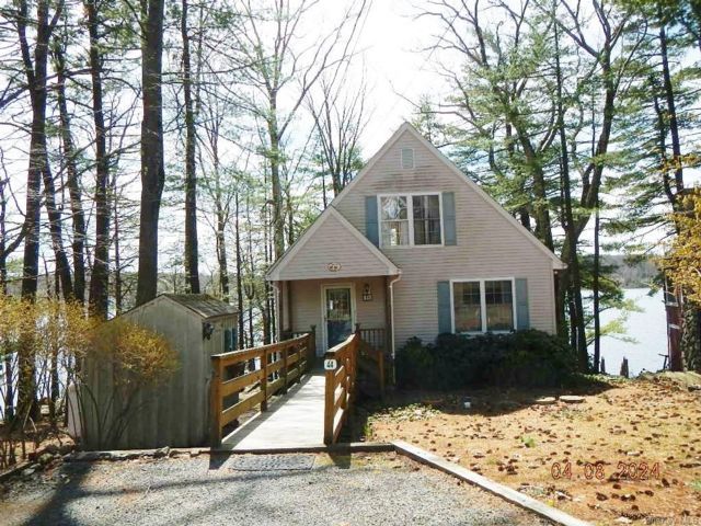 44 Gold Point Rd, Rock Hill, NY 12775