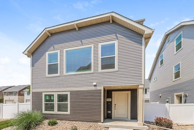 18601 E  47th Pl, Denver, CO 80249