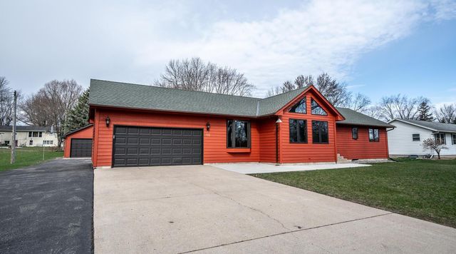 116 County Road 8 S, Maple Lake, MN 55358