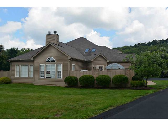 507 Wilshire Cir, Seven Fields, PA 16046