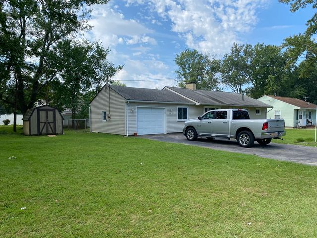 479 Olivet Dr, Elyria, OH 44035