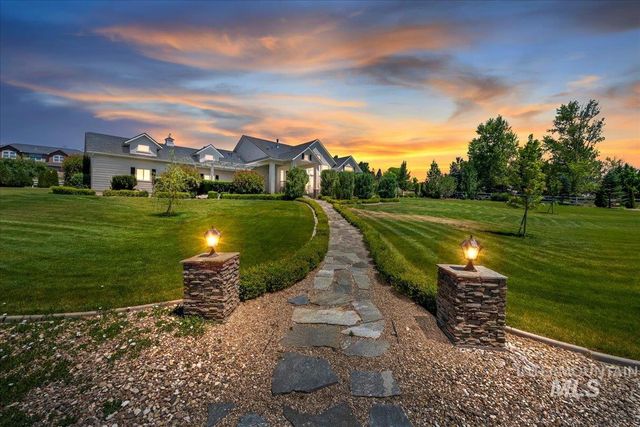 4782 N  Echo Summit Way, Star, ID 83669