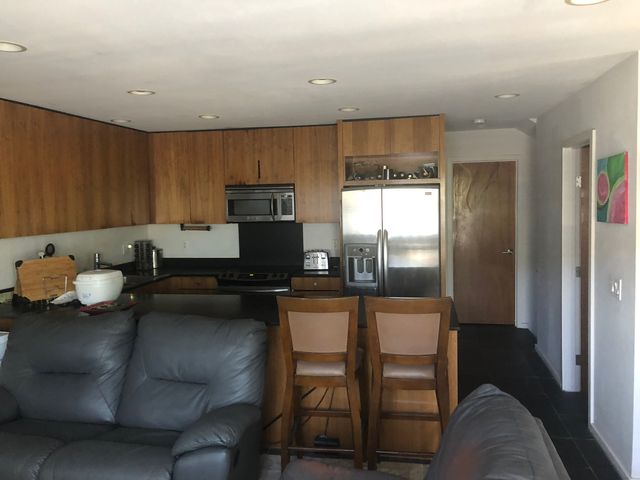 1032 Spencer St #A, Honolulu, HI 96822