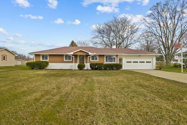 1134 Dresden Dr, Mansfield, OH 44905