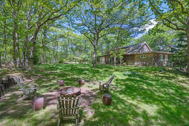 809 Edge Of Woods Rd, Water Mill, NY 11976