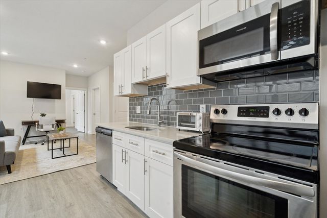 1522 W  Girard Ave #1D, Philadelphia, PA 19130