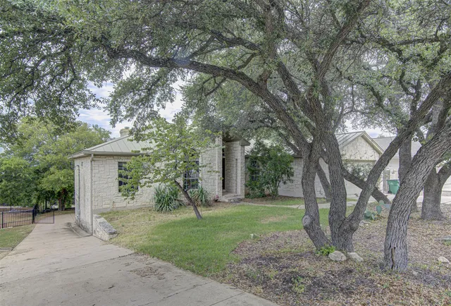 Address Not Disclosed, Lago Vista, TX 78645