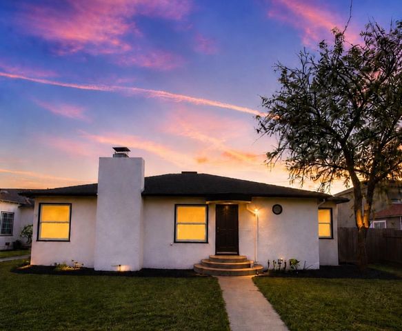 1545 N  Vagedes Ave, Fresno, CA 93728