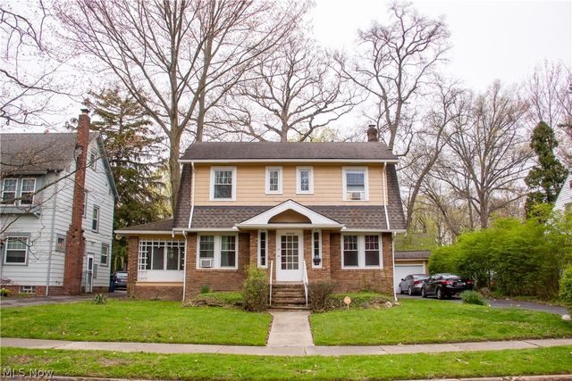 1660 Maple Rd, Cleveland Heights, OH 44121