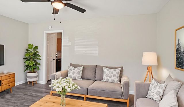 1601 Dewberry Ter #2527-D, Charlotte, NC 28208