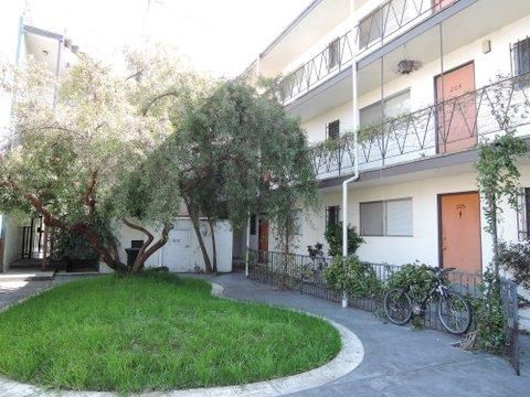 1435 3rd Ave  #205, Oakland, CA 94606