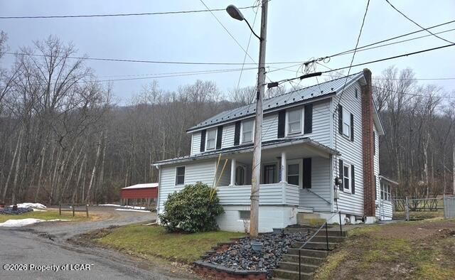 2432 Pine St, Rock Glen, PA 18246