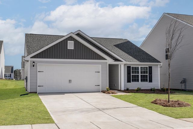35 Conifer Ln, Youngsville, NC 27596
