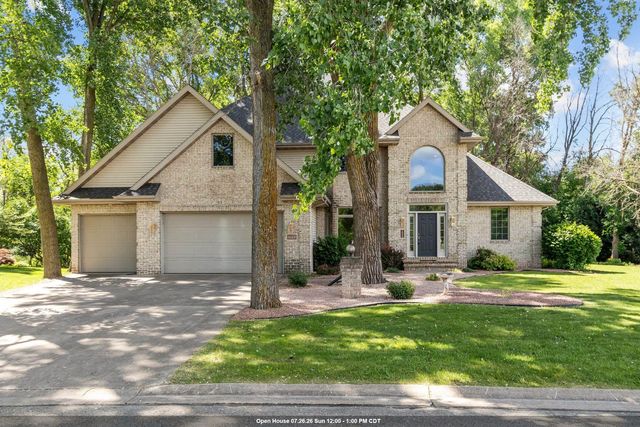 1669 Beethoven Way, Neenah, WI 54956