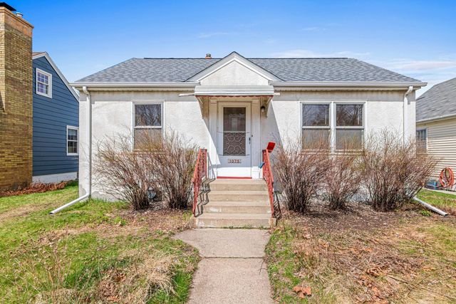 1075 Seminary Ave, Saint Paul, MN 55104