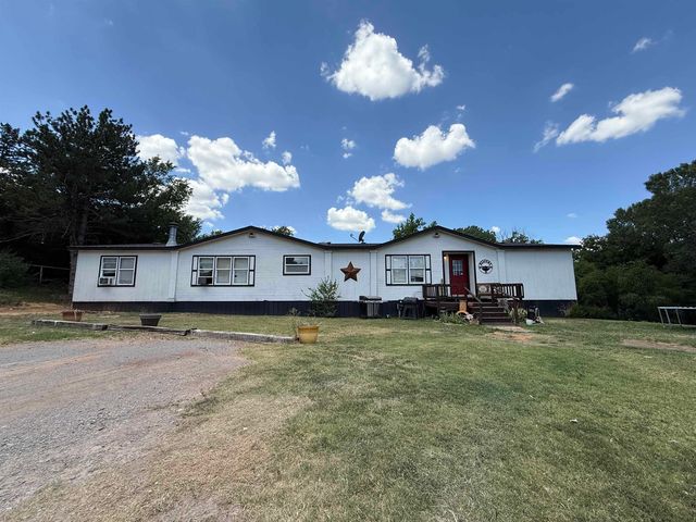 42229 S  County Road 203, Woodward, OK 73801