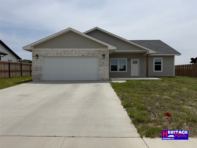 3910 Churchill Downs Rd, Garden City, KS 67846