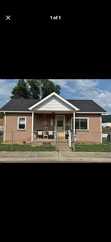 29 Pierpont St, Petersburg, WV 26847