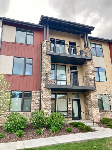 2751 Iowa Dr #301, Fort Collins, CO 80525